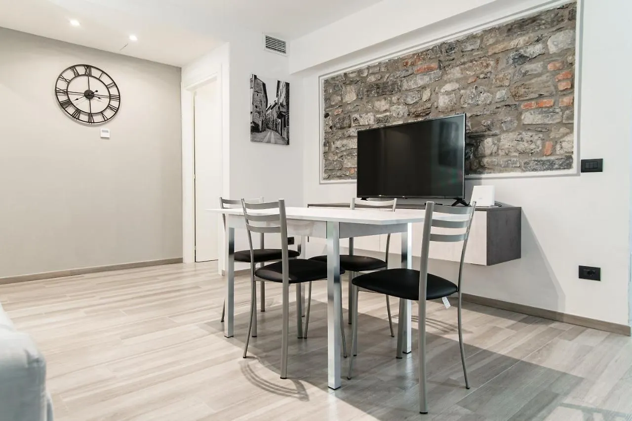 קומו Olimpia Via Vitani - The House Of Travelers